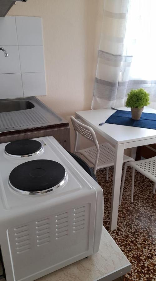 Isalos Apartments Studios Neoi Epivatai Bagian luar foto